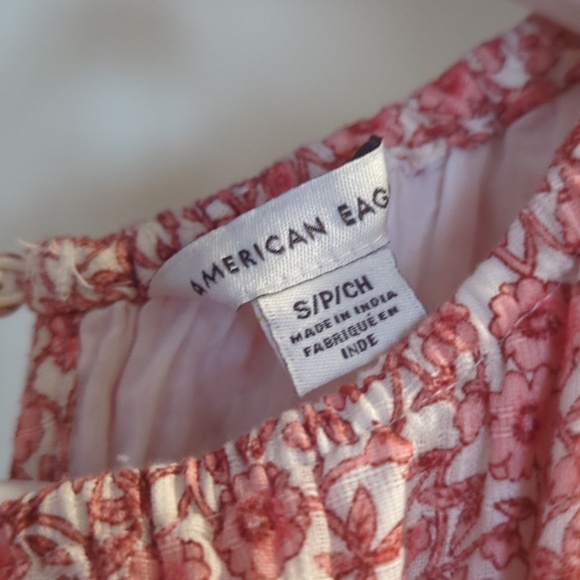 Floral Cutout Romper - Picture 5 of 5